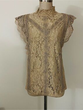 Cable & Gauge Beige Lace Flutter Sleeve Shell